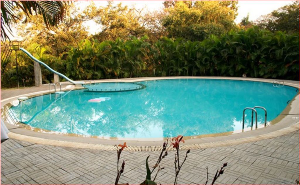 Bangalore Country Club Swimming Pool